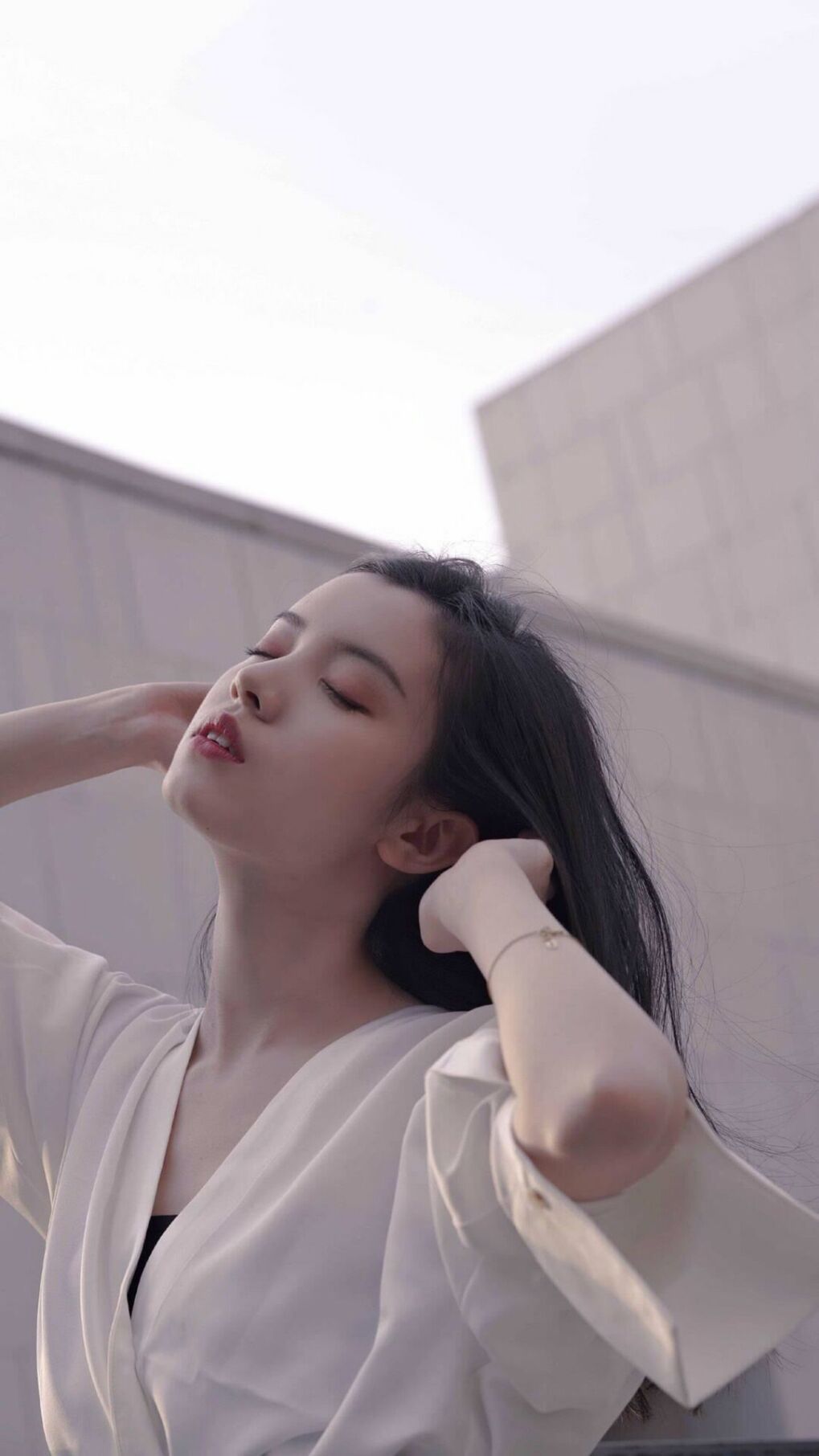 伊朗球员用毯子盖住替补席，被误认为冬奥冰壶队，伊朗杯是什么